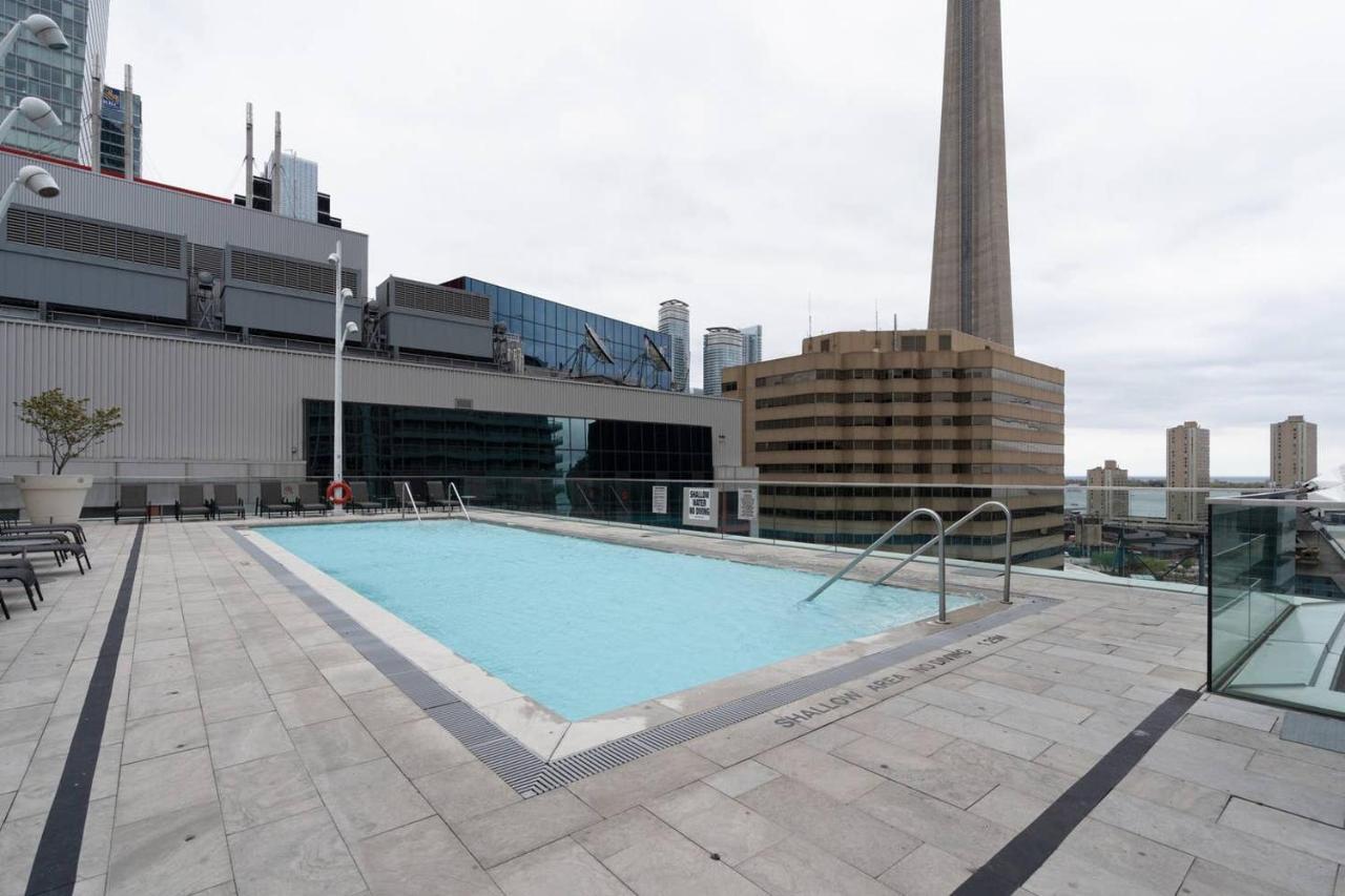 Ferienwohnung Luxury Adventure Cn Tower/Mtcc/Scotiabank Arena Toronto Exterior foto