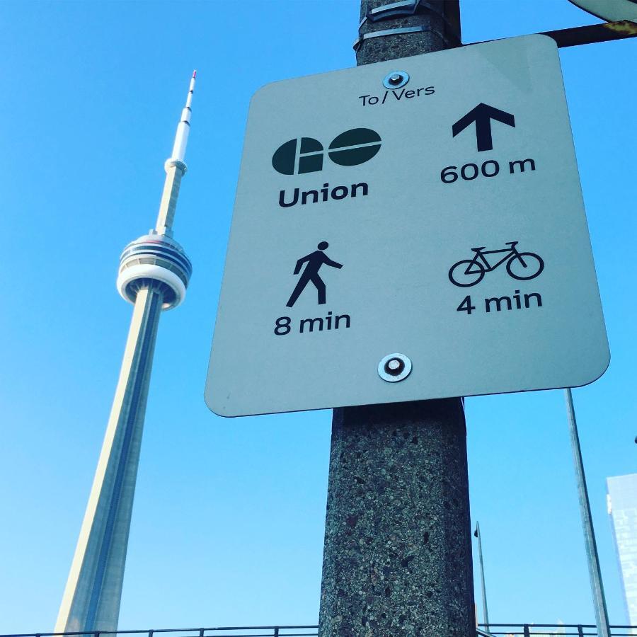 Ferienwohnung Luxury Adventure Cn Tower/Mtcc/Scotiabank Arena Toronto Exterior foto